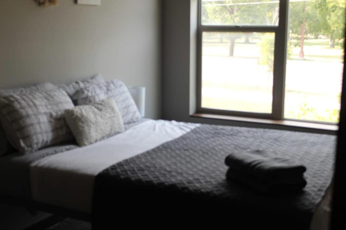 Spacious 2Br Suite Plus Patio Near Iowa State Ames Exterior photo