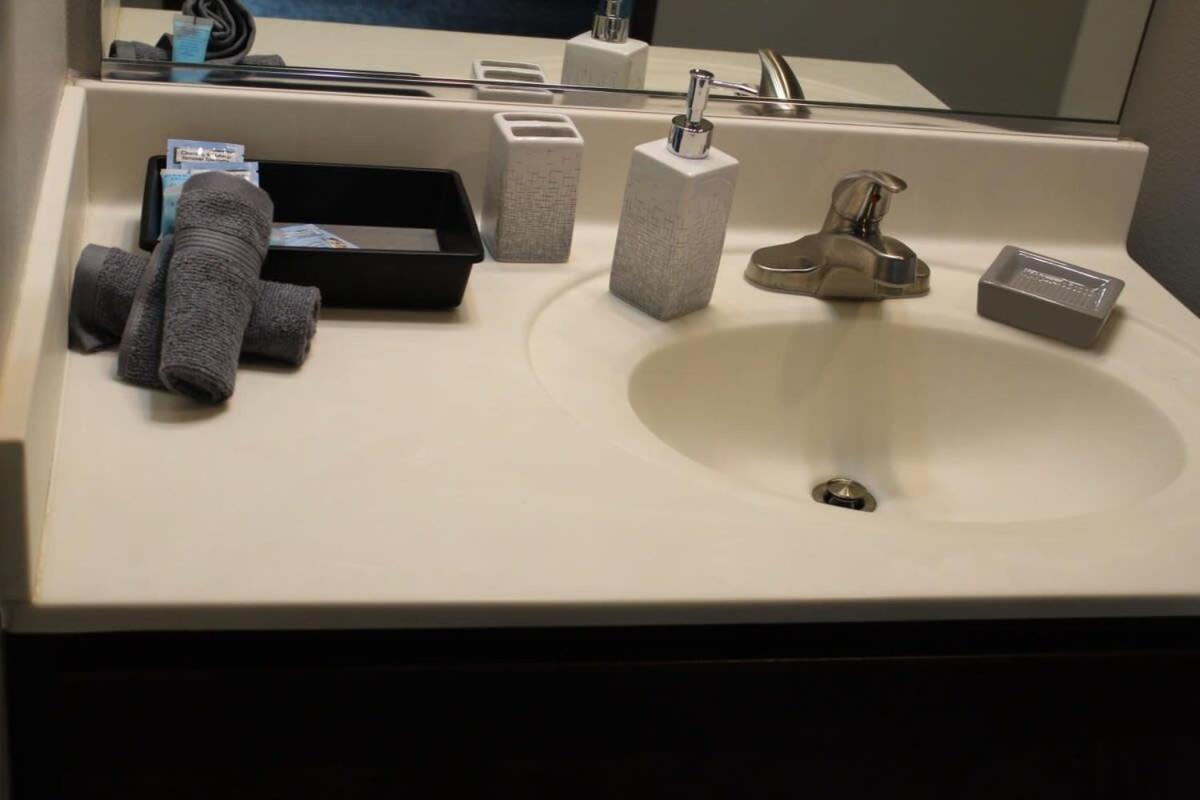 Spacious 2Br Suite Plus Patio Near Iowa State Ames Exterior photo